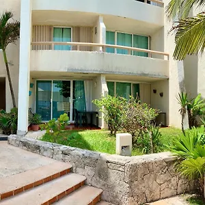 precioso-estudio-vista-al-mar.quintano-roohotels.com/